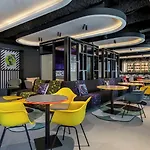 Aloft By Marriott Dijon Szálloda 4*