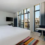 Otel Aloft 4*