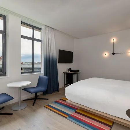 Aloft Hotel, By Marriott 4*