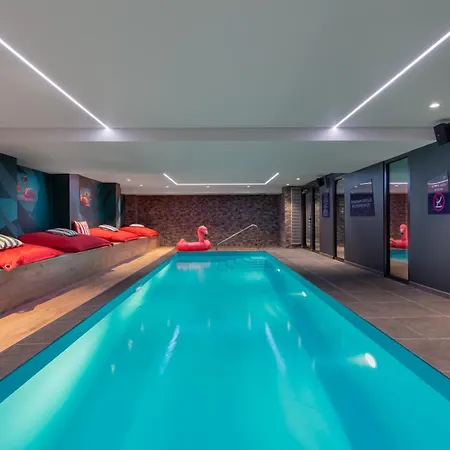 Отель Aloft By Marriott Дижон