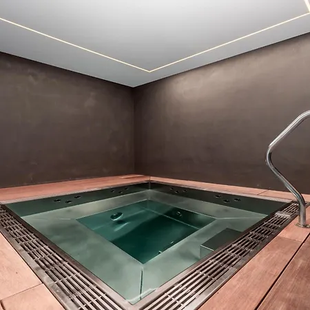 Aloft Hotel, By Marriott 4*