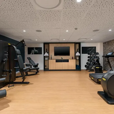 Отель Aloft By Marriott 4*
