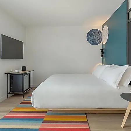Hotel Aloft By Marriott Dijon